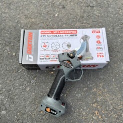Kéo cắt cành dùng pin 21V Dekton M21-MCC28PRO (GEN 2 PRO) 9 kéo cắt cành dùng pin Dekton M21-MCC28PROM21-MCC28PRO (4)