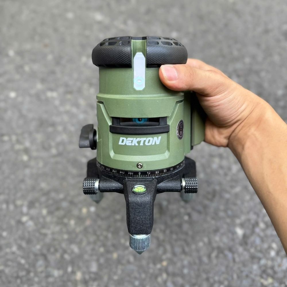 Máy cân bằng laser 5 tia Dekton DK-LS0501XPRO 7 máy cân bằng laser Dekton DK-LS0501XPRO (7)