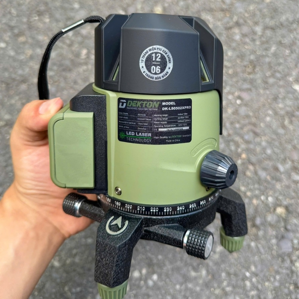 Máy cân bằng laser 5 tia Dekton DK-LS0502XPRO 8 máy cân bằng laser Dekton DK-LS0502XPRO (8)