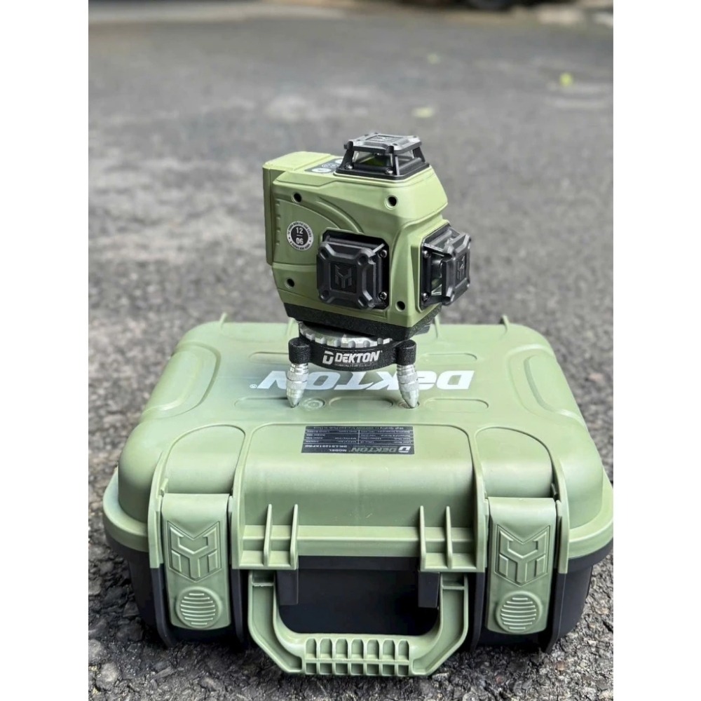 Máy cân bằng laser 12 tia Dekton DK-LS1201XPRO 4 máy cân bằng laser Dekton DK-LS1201XPRO (4)