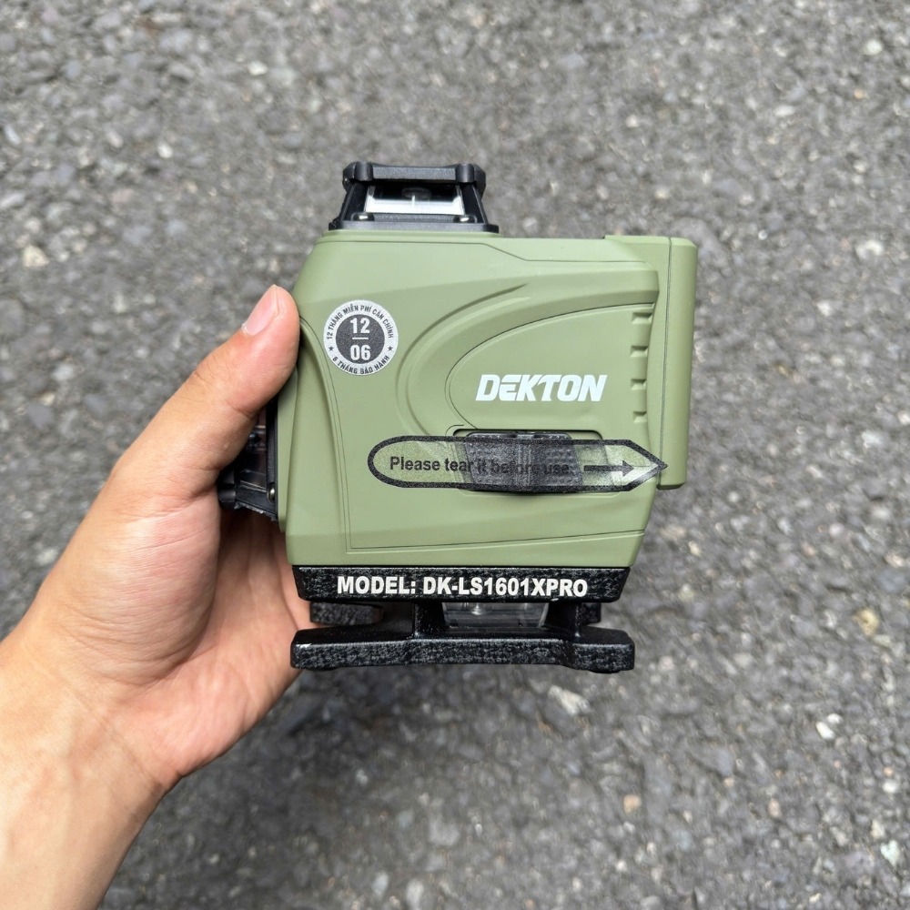 Máy cân bằng laser 12 tia Dekton DK-LS1601XPRO 6 máy cân bằng laser Dekton DK-LS1601XPRO (6)