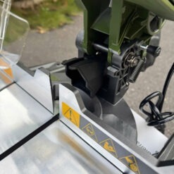 Máy cắt nhôm 1800W 255mm Dekton DK-CN250XCR (màu olive) 20 máy cắt nhôm Dekton DK-CN250XCR (11)