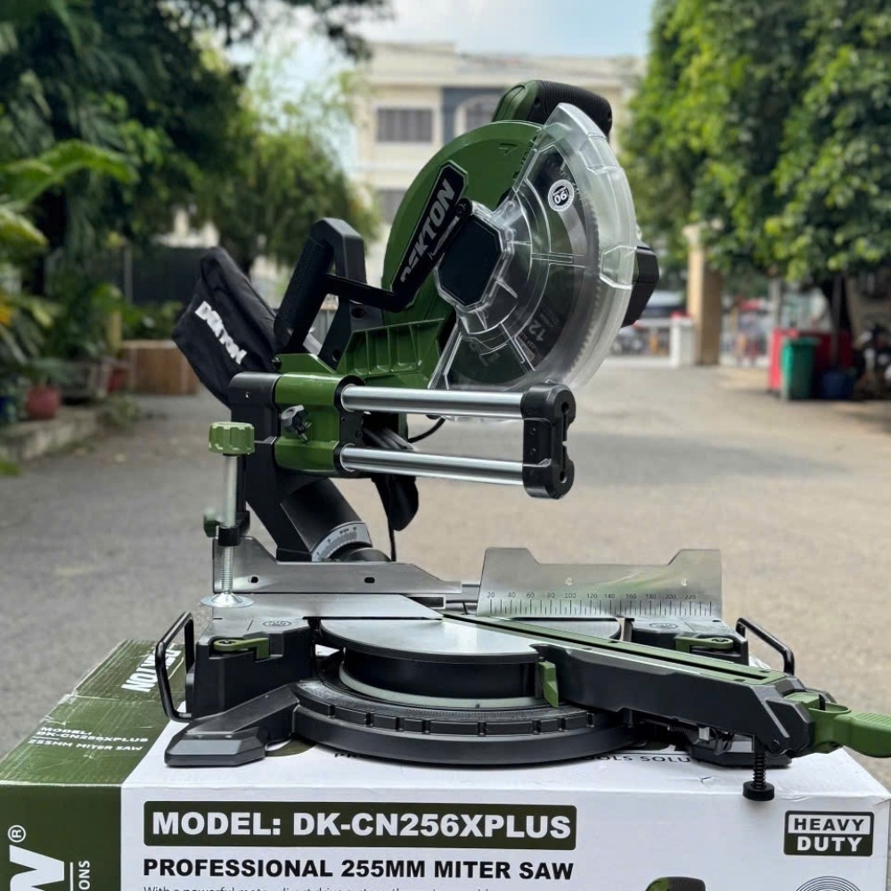 Máy cắt nhôm trượt 2000W 255mm Dekton DK-CN256XPLUS (màu olive) 5 máy cắt nhôm Dekton DK-CN256XPLUS (5)