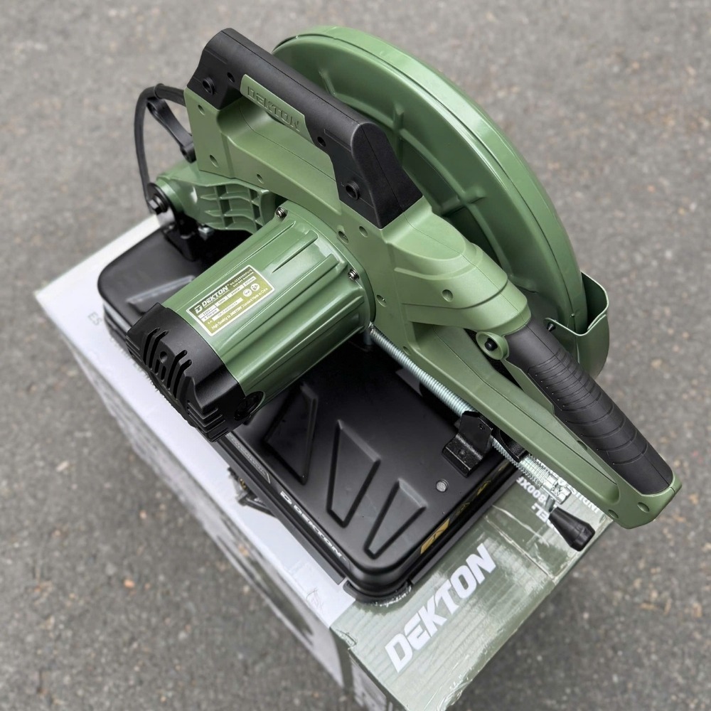 Máy cắt sắt 2800W 355mm Dekton DK-CS2800XPLUS (màu olive) 7 máy cắt sắt Dekton DK-CS2800XPLUS (7)