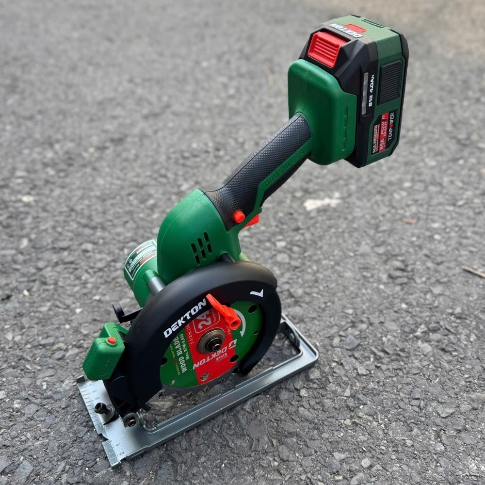 Máy cưa gỗ đa năng dùng pin 21V Dekton M21-CS05PRO 7 máy cưa đa năng dùng pin Dekton M21-CS05PRO (7)