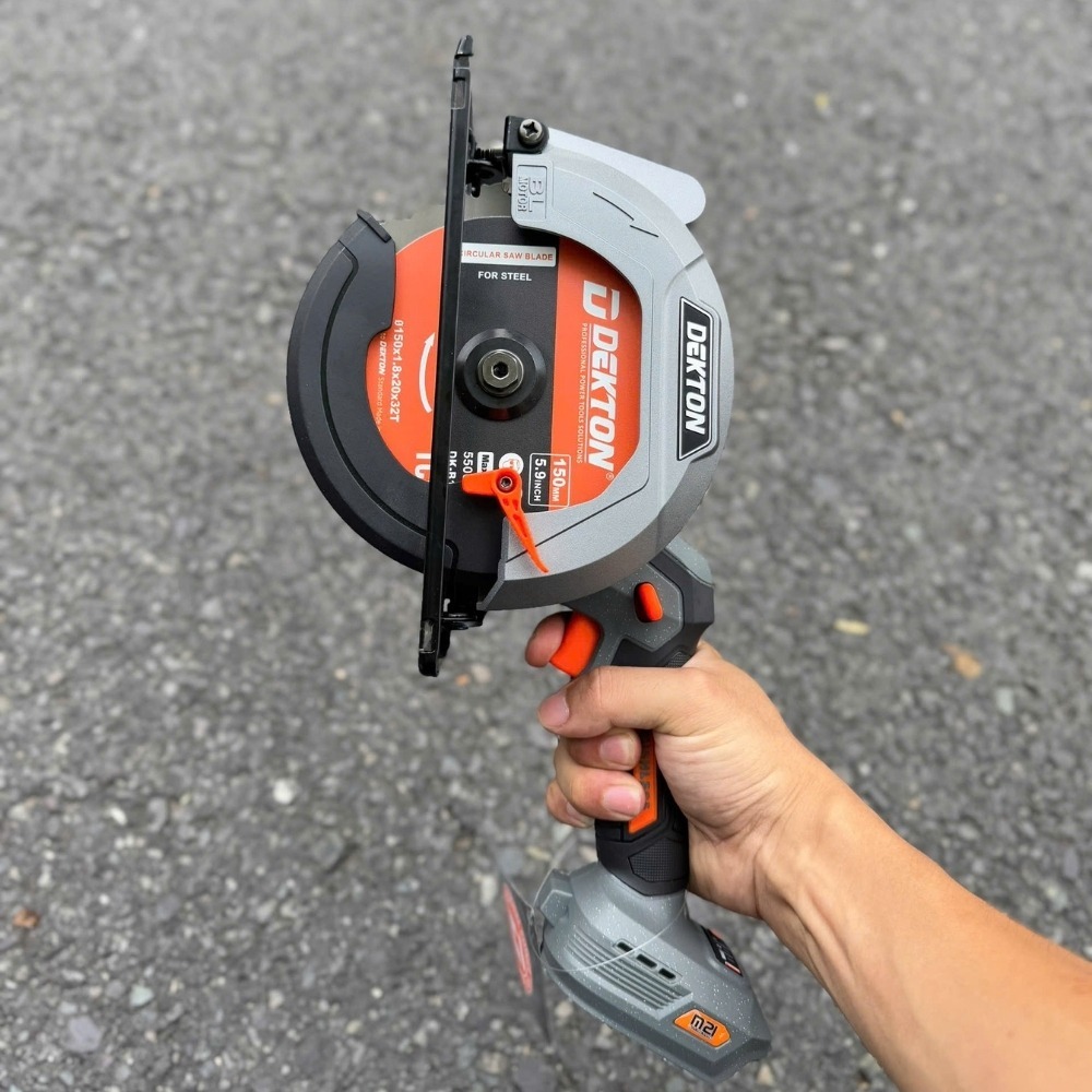 Máy cưa gỗ đa năng dùng pin 21V Dekton M21-CS150PRO 4 máy cưa đa năng dùng pin Dekton M21-CS150PRO (4)
