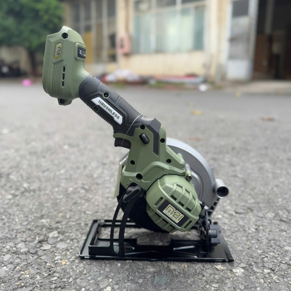 Máy cưa gỗ đa năng dùng pin 21V Dekton M21-CS150XPRO (màu olive) 7 máy cưa đa năng dùng pin Dekton M21-CS150XPRO (7)