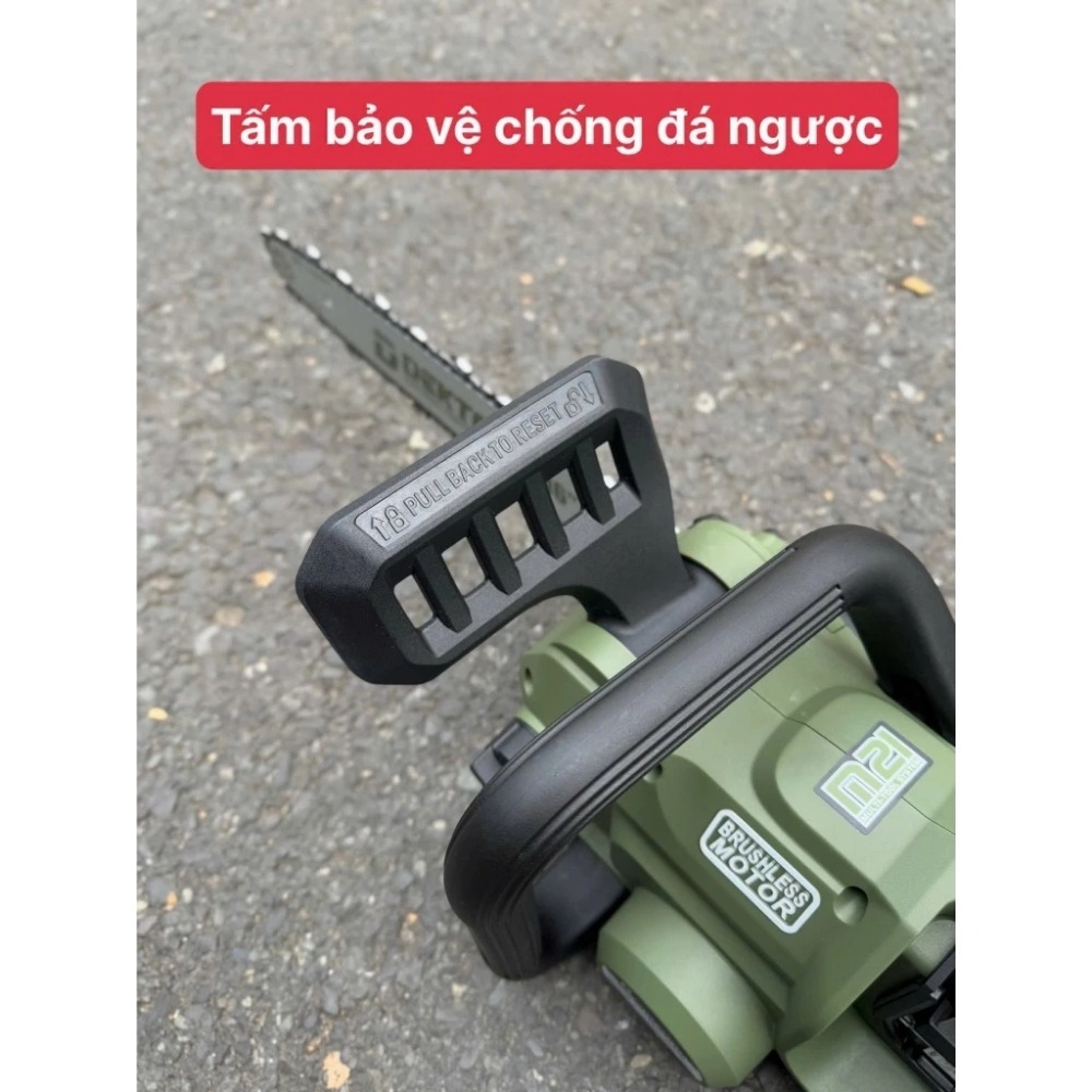 Máy cưa xích 16 inch dùng pin 21V Dekton M21x2-CX16XPRO 9 máy cưa xích dùng pin Dekton M21x2-CX16XPRO (9)