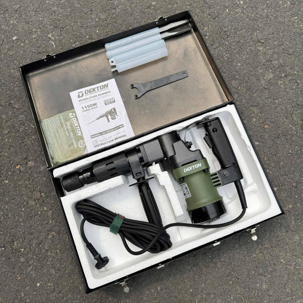 Máy đục bê tông 17mm 1150W Dekton DK-DH0810XPRO 3 máy đục bê tông Dekton DK-DH0810XPRO (3)