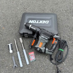 Máy đục bê tông 17mm 1500W Dekton DK-DH3502PRO (màu xám) 11 máy đục bê tông Dekton DK-DH3502PRO (4)