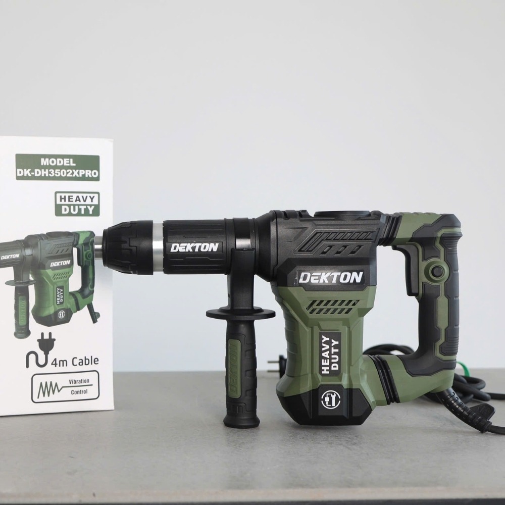 Máy đục bê tông 17mm 1500W Dekton DK-DH3502XPRO (màu olive) 4 máy đục bê tông Dekton DK-DH3502XPRO (4)