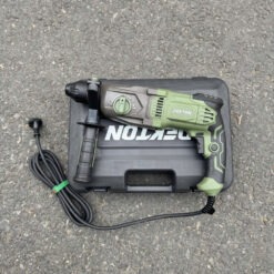 Máy khoan đục bê tông 1050W Dekton DK-RH2603XPRO (màu olive) 13 máy khoan đục bê tông Dekton DK-RH2603XPRO (4)