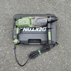 Máy khoan đục bê tông 1050W Dekton DK-RH2603XPRO (màu olive) 14 máy khoan đục bê tông Dekton DK-RH2603XPRO (5)