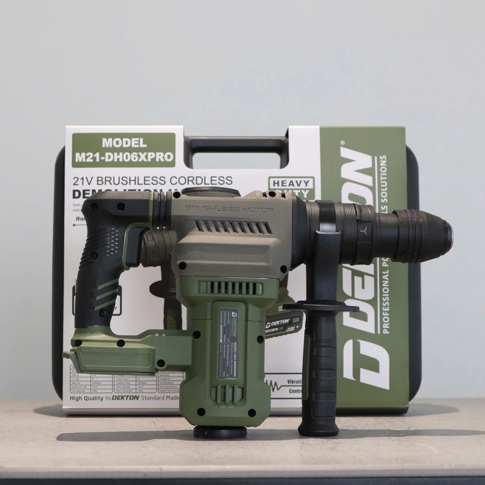 Máy đục bê tông dùng pin 21V Dekton M21-DH06XPRO (màu olive) 7 máy khoan đục bê tông dùng pin Dekton M21-DH06XPRO (7)