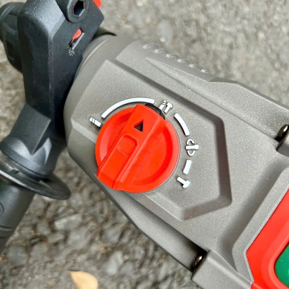 Máy khoan bê tông dùng pin 21V Dekton M21-RH2603B 9 máy khoan đục bê tông dùng pin Dekton M21-RH2603B (9)