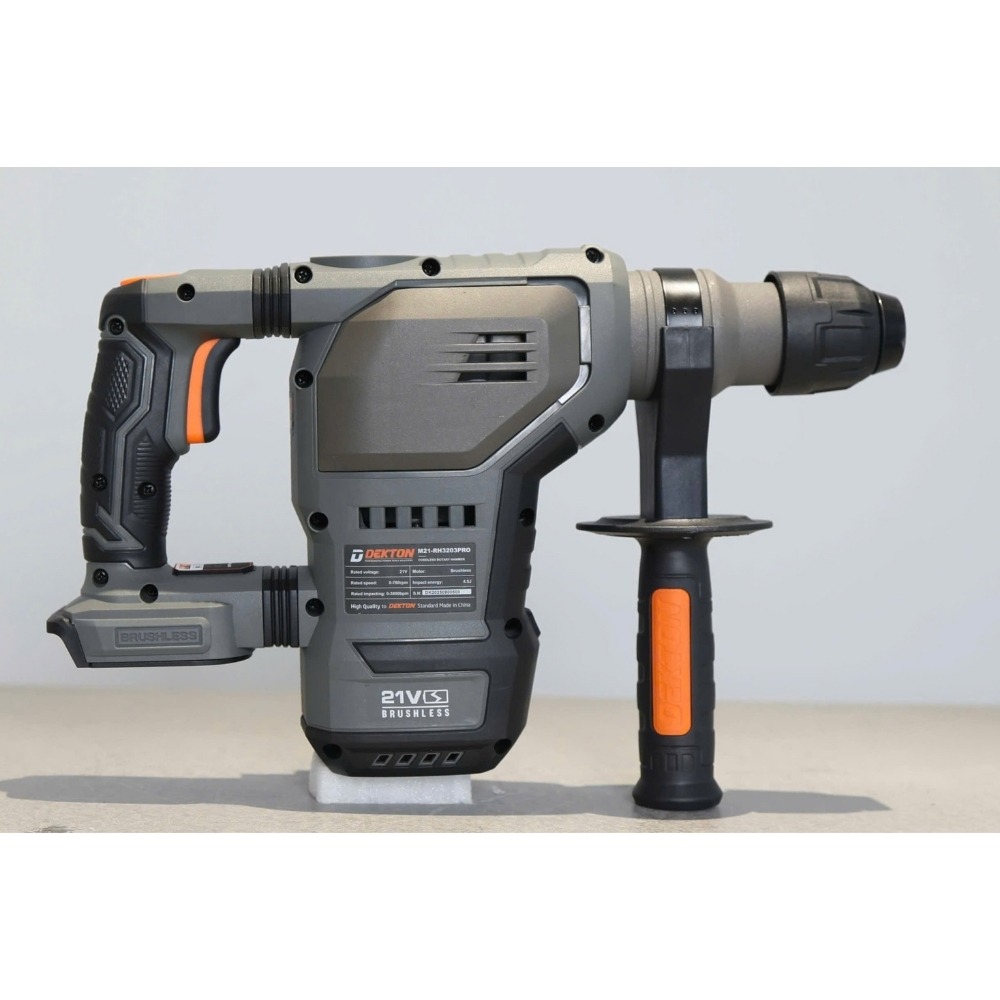 Máy khoan đục bê tông dùng pin 21V Dekton M21-RH3203PRO 6 máy khoan đục bê tông dùng pin Dekton M21-RH3203PRO (6)