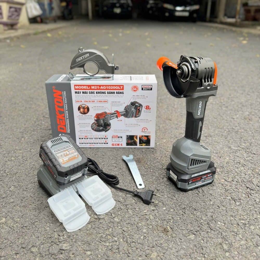 Máy mài góc không bánh răng dùng pin 21V Dekton M21-AG1020GLT 3 máy mài góc không bánh răng Dekton M21-AG1020GLT (3)
