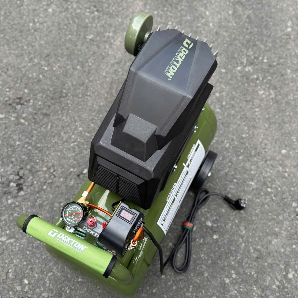 Máy nén khí có dầu 25L 1.7HP Dekton DK-AC25XDR (màu olive) 4 máy nén khí dekton DK-AC25XDR (4)