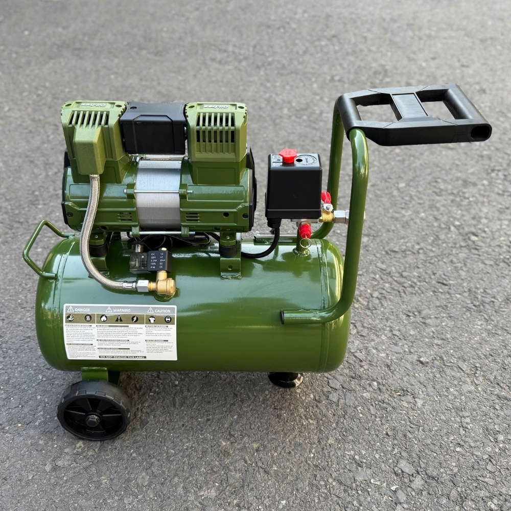 Máy nén khí không dầu 18L 1.1HP Dekton DK-AC2918X (màu olive) 5 máy nén khí dekton DK-AC2918X (7)