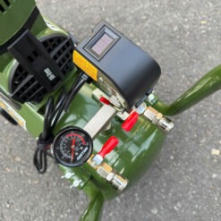 Máy nén khí không dầu 30L 1.8HP Dekton DK-AC3930XPRO (màu olive) 20 máy nén khí dekton DK-AC3930XPRO (8)