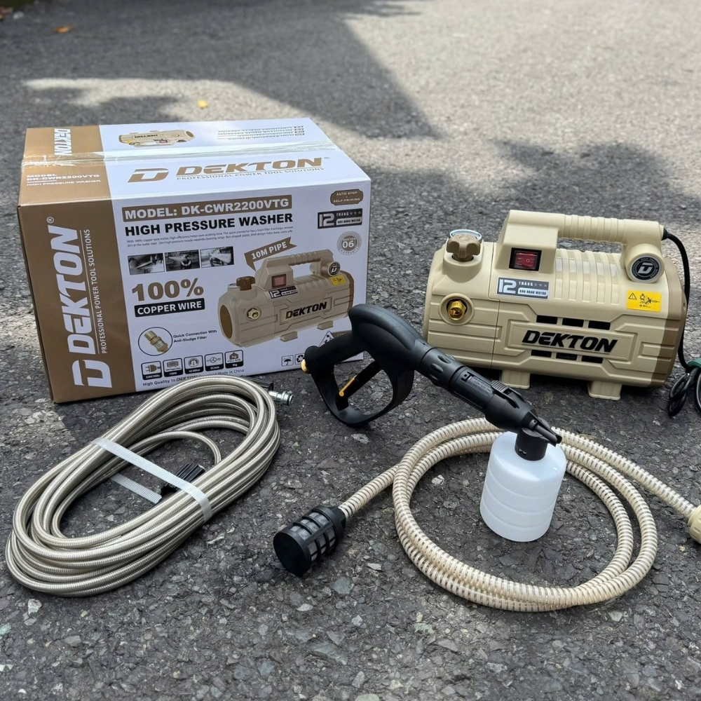 Máy rửa xe mini 790W Dekton DK-CWR2200VTG (màu be) 3 máy rửa xe Dekton DK-CWR2200VTG (3)