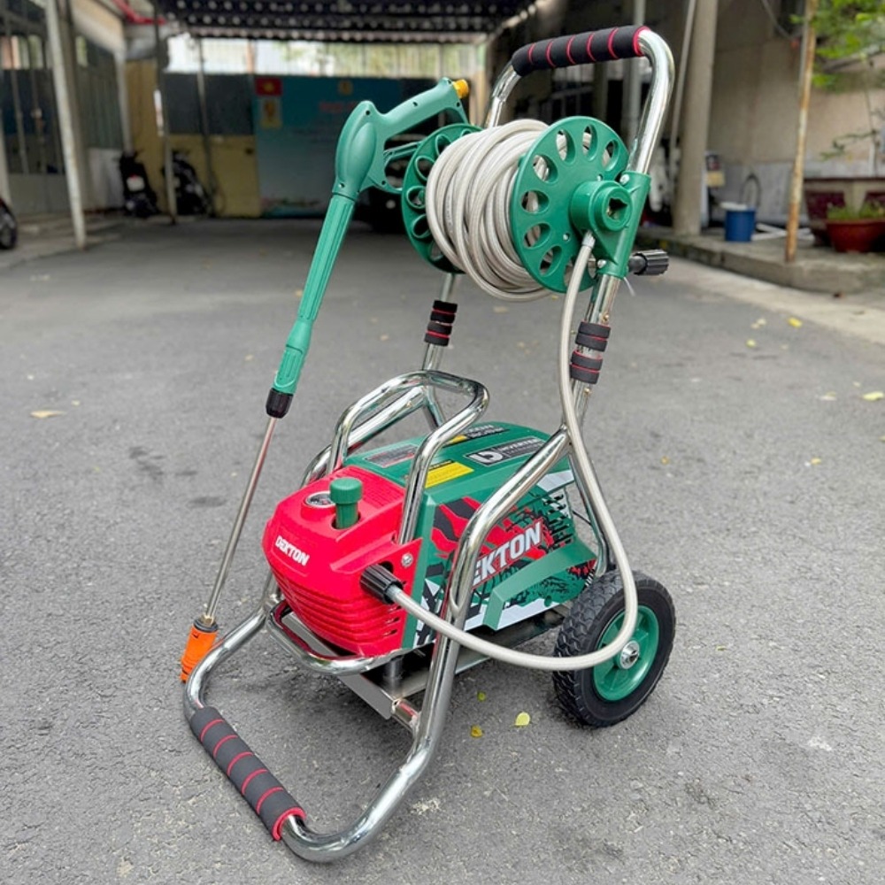 Máy rửa xe 2000W Dekton DK-CWR3001PROMAX (khung xe đẩy) 3 máy rửa xe Dekton DK-CWR3001PROMAX (3)