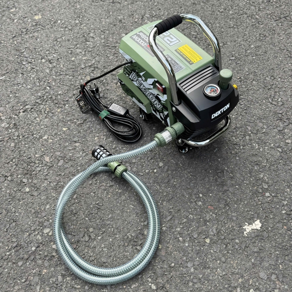 Máy rửa xe 2000W Dekton DK-CWR3001XPRO (màu olive khung sắt) 5 máy rửa xe Dekton DK-CWR3001XPRO (4)