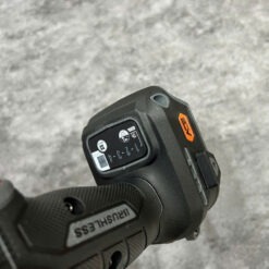 Máy siết bu lông dùng pin 21V 680Nm Dekton M21-IW680PROMAX 19 máy siết bulong dùng pin Dekton M21-IW680 PROMAX (10)