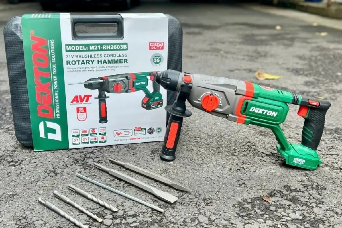 Có Nên Mua Máy Khoan Dekton Không? Đánh Giá Chi Tiết & Hướng Dẫn 2026 4 may-khoan-dekton (4)
