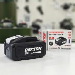 Pin 21V 8Ah Dekton M21-B8150PRO (màu đen) (1)